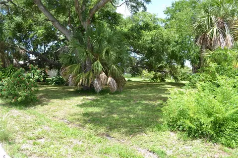 Ginger Road, Venice, FL 34293