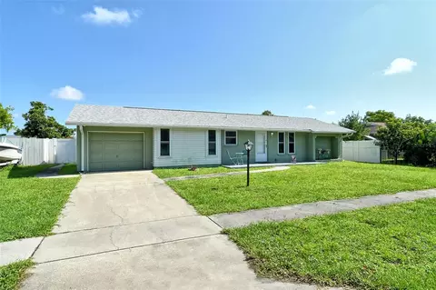 8120 Lombra Ave, North Port, FL 34287