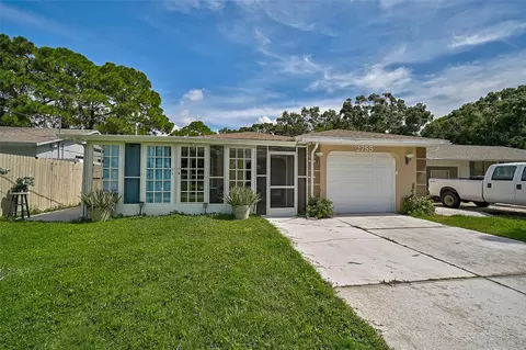 2755 25th St, Sarasota, FL 34234