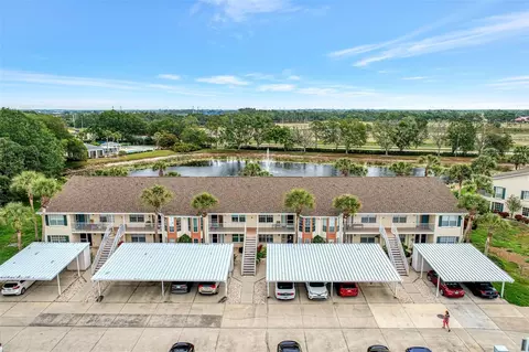 201 Silver Lake Dr #103, Venice, FL 34292