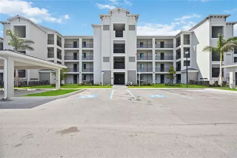 12240 Wellen Golf St #203, Venice, FL 34293