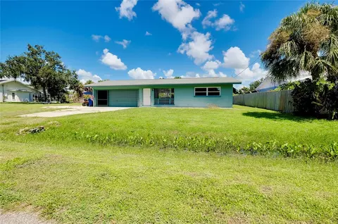 9027 E River Rd, Venice, FL 34293 photo 1