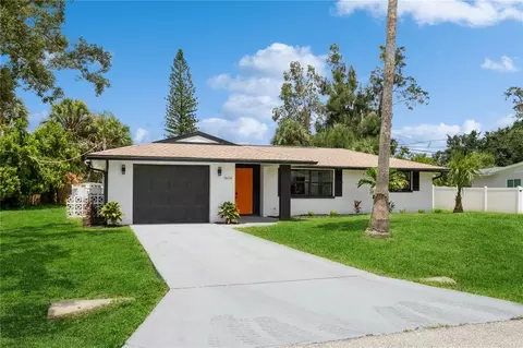 1656 Jupiter Rd, Venice, FL 34293