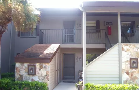 929 Capri Isles Blvd #22, Venice, FL 34292