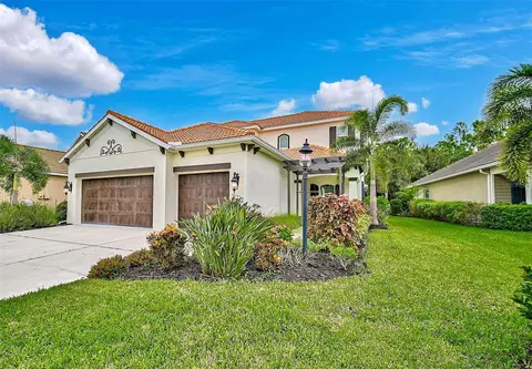 12232 Stuart Dr, Venice, FL 34293
