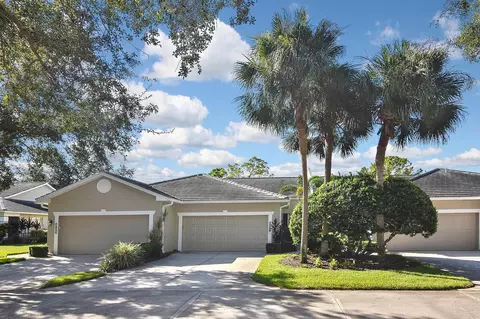 857 Tartan Dr, Venice, FL 34293