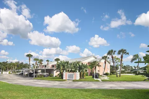 436 Cerromar Ln #380, Venice, FL 34293