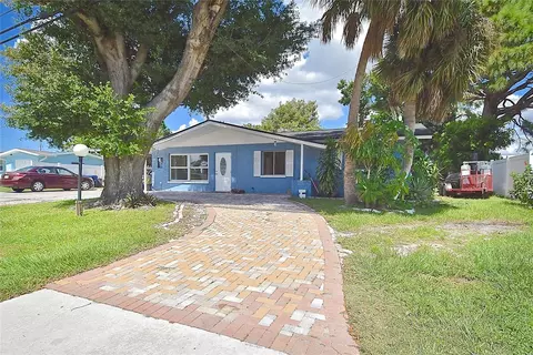 255 Shamrock Blvd, Venice, FL 34293