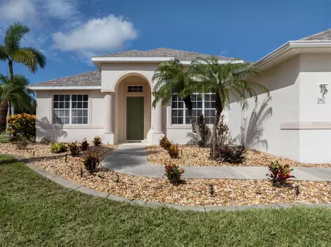 202 Lake Victoria Ct, Englewood, FL 34223