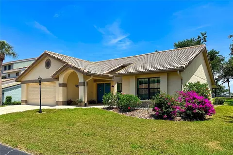 217 Carriage House Ln #217, Nokomis, FL 34275
