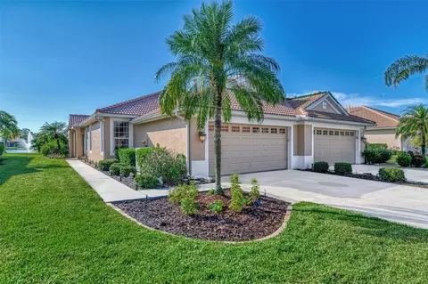 4594 Whispering Oaks Dr, North Port, FL 34287