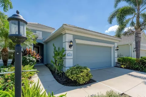 12273 Stuart Dr, Venice, FL 34293
