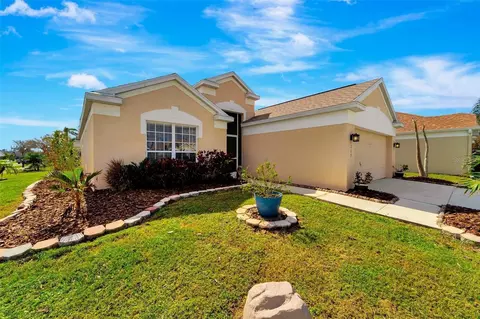 229 Fareham Dr, Venice, FL 34293