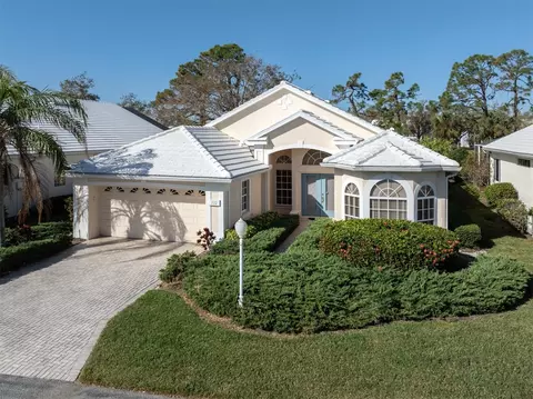 332 Bermuda Ct #7, Venice, FL 34293