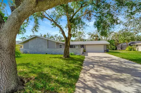2338 W Leewynn Dr, Sarasota, FL 34240