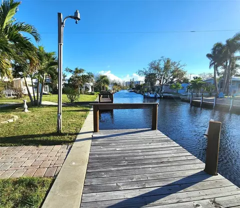 45 Hatchett Creek Rd, Venice, FL 34285