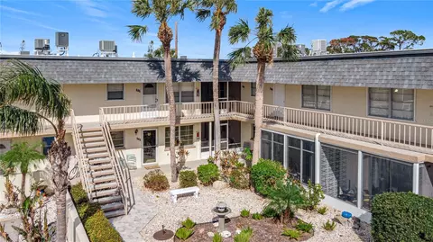 200 Park Blvd N #103, Venice, FL 34285