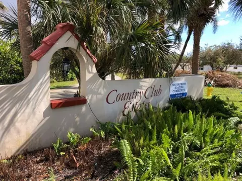811 Bogie, Venice, FL 34285 photo 5