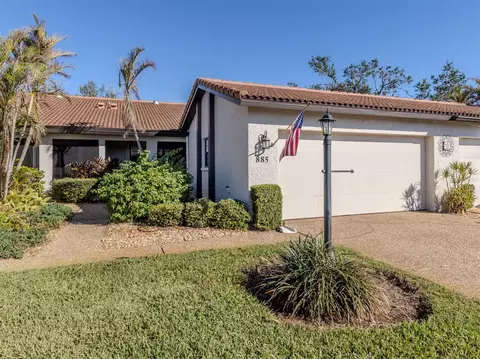 885 Country Club Cir #61, Venice, FL 34293