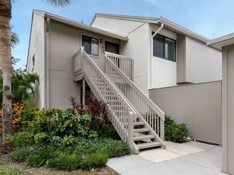 610 Bird Bay Dr W #206, Venice, FL 34285