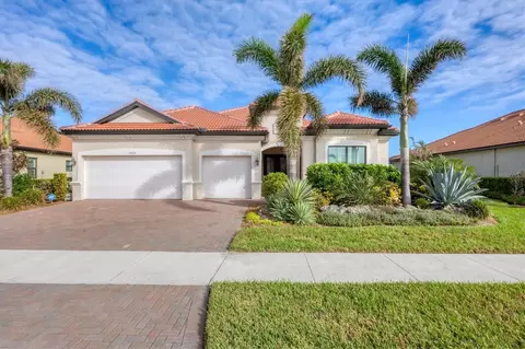 10829 Whisk Fern Dr, Venice, FL 34293