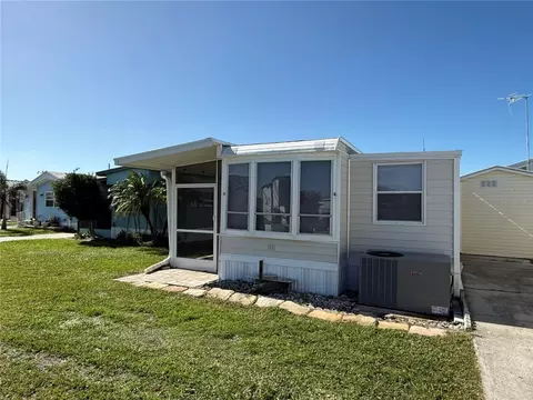 1475 Flamingo Dr #323, Englewood, FL 34224