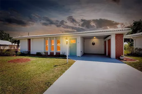 58 Circlewood Dr #A1-5, Venice, FL 34293