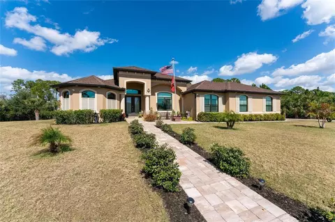 8939 E River Rd, Venice, FL 34293