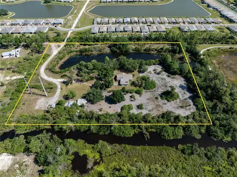 2327 Ewing Dr, Venice, FL 34292