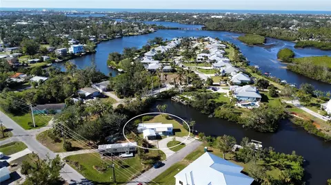 1001 Tarpon Ct, Nokomis, FL 34275