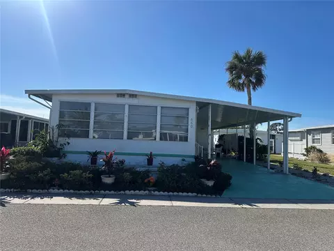 660 Water Lily Dr, Venice, FL 34293