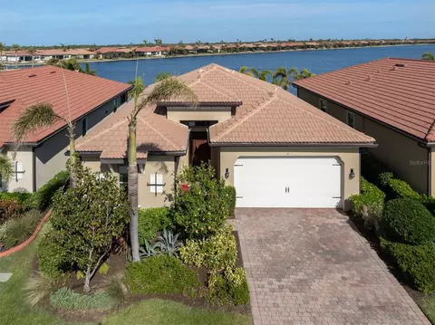 148 Maraviya Blvd, Nokomis, FL 34275