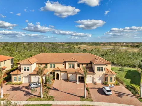 10039 Crooked Creek Dr #203, Venice, FL 34293