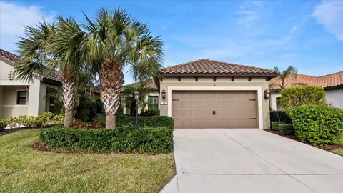 287 Cassano Dr, Nokomis, FL 34275