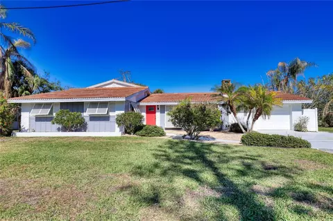 1640 Lemon Bay Dr, Venice, FL 34293