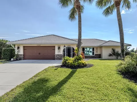 2269 Lakewood Dr, Nokomis, FL 34275
