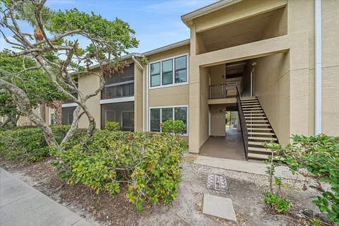 4006 Crockers Lake Blvd #214, Sarasota, FL 34238