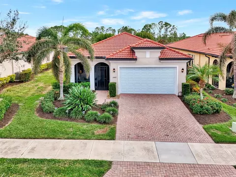 10457 Crooked Creek Dr, Venice, FL 34293