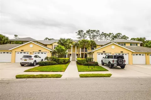 780 Montrose Dr #202, Venice, FL 34293