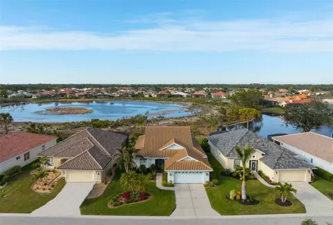 447 Pinewood Lake Dr, Venice, FL 34285