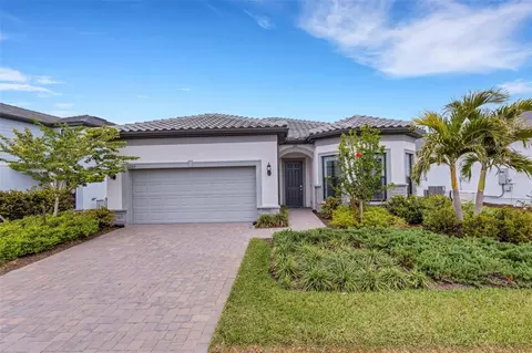 6260 Talon Preserve Dr, Nokomis, FL 34275