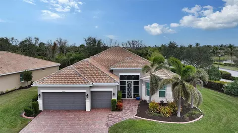 19500 Petrino St, Venice, FL 34293