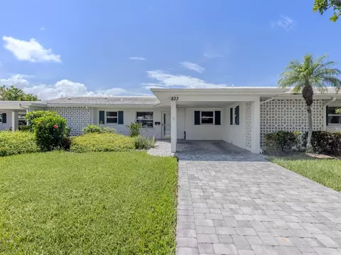 833 White Cap Cir #8, Venice, FL 34285