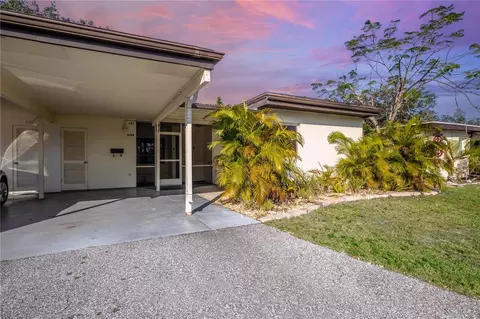 6246 Green View Cir #97, Sarasota, FL 34231