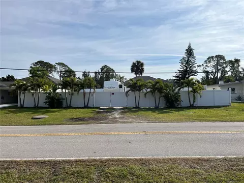 707 Alligator Dr, Venice, FL 34293
