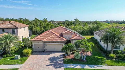 20590 Granlago Dr, Venice, FL 34293