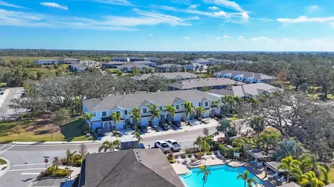 8634 Palmer Park Cir, Sarasota, FL 34238