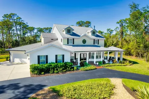 340 N River Rd, Venice, FL 34293