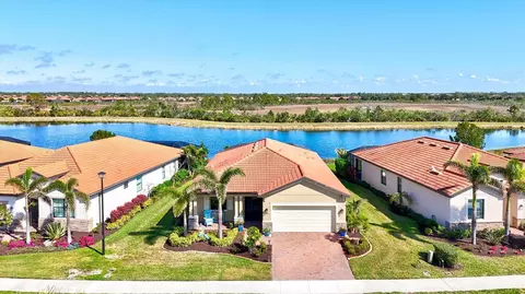 10466 Medjool Dr, Venice, FL 34293