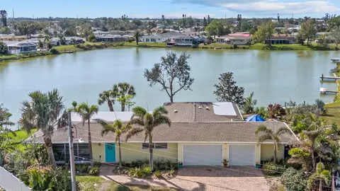 424 Shade Ter, Venice, FL 34293
